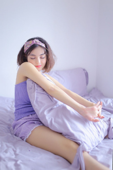 漂亮的女邻居hd